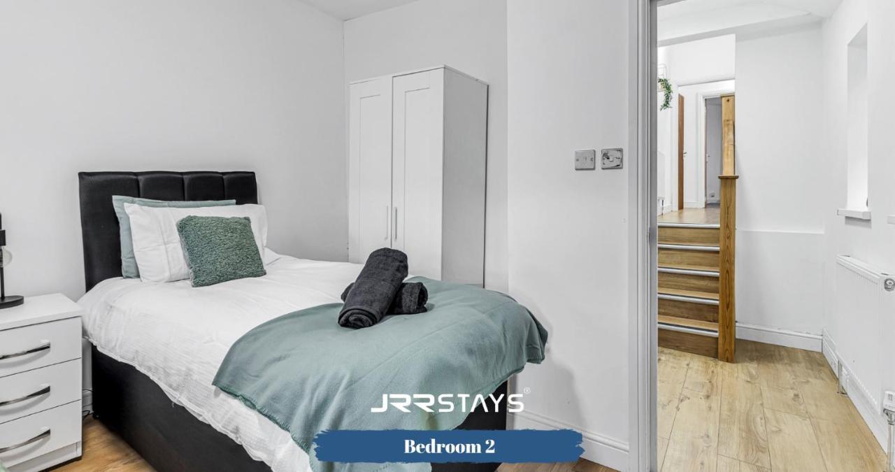 Cardiff Stylish 2 Bedroom Sleeps 6 Wi-Fi - Jrr Stays Eksteriør billede