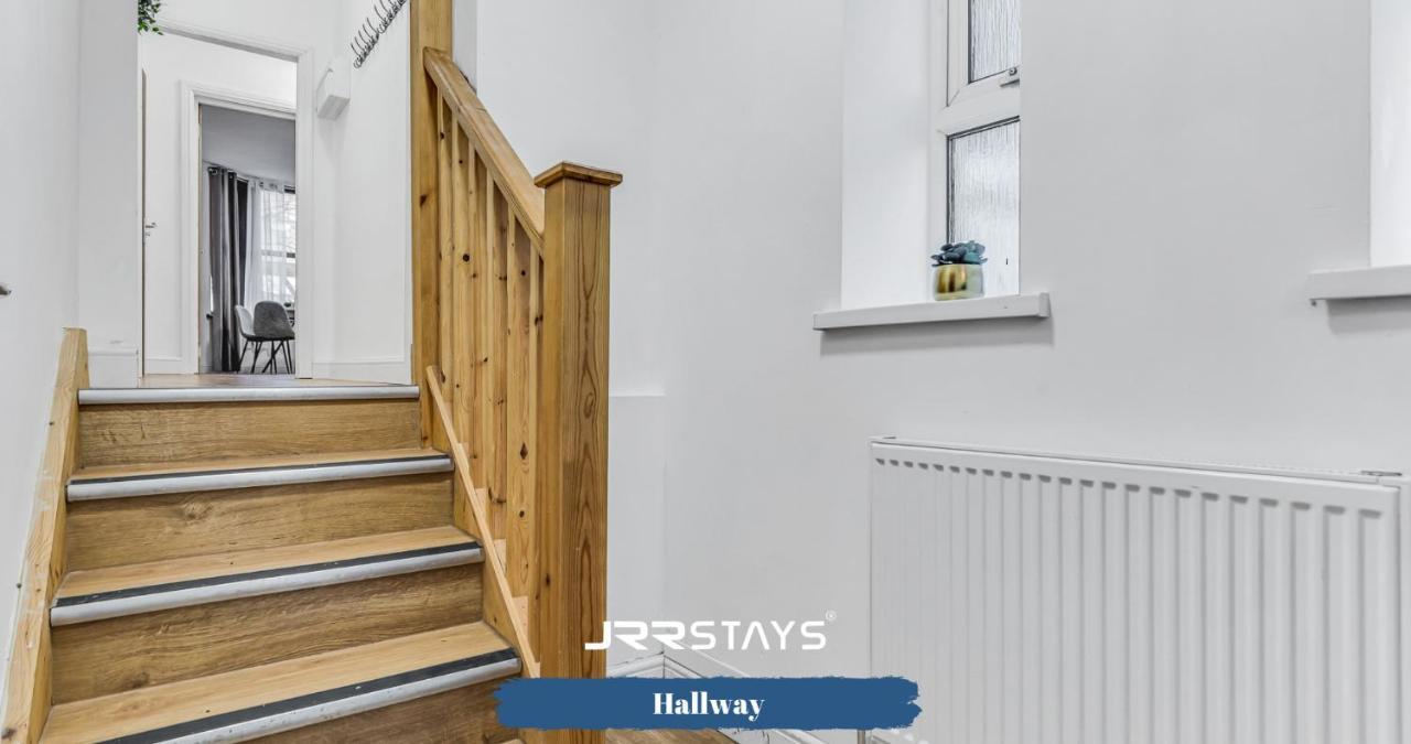 Cardiff Stylish 2 Bedroom Sleeps 6 Wi-Fi - Jrr Stays Eksteriør billede